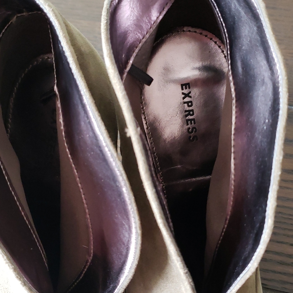 Express Booties - Picture 4 of 4